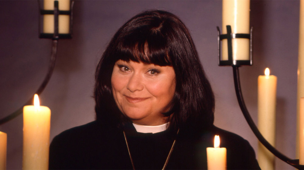 Dawn French heads out on first ever solo tour