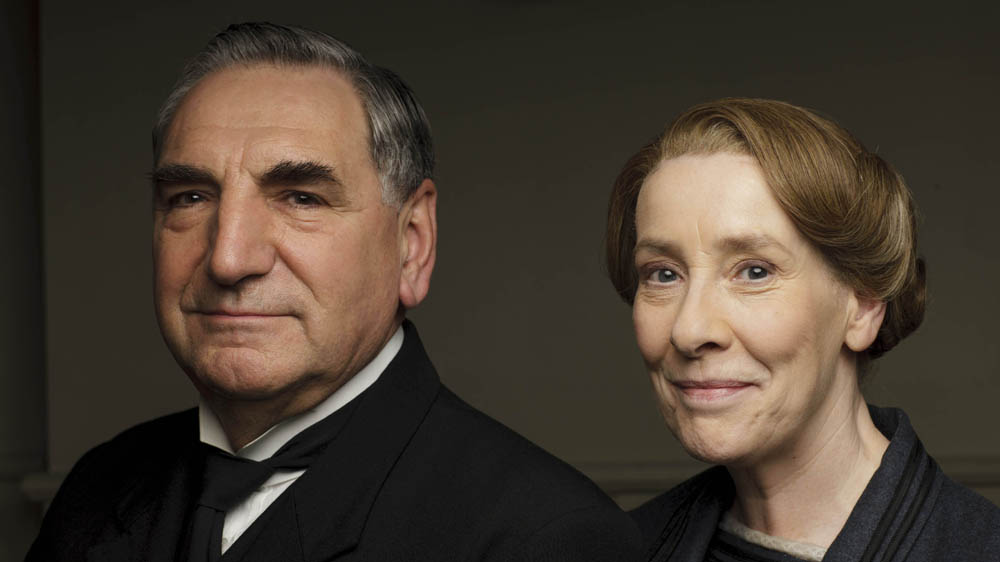 Downton Abbey 6 JIM CARTER as Mr Carson and PHYLLIS LOGAN as Mrs Hughes