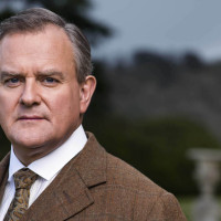 http://www.cultbox.co.uk/wp-content/uploads/2015/08/DOWNTON_ABBEY_05-200x200.jpg