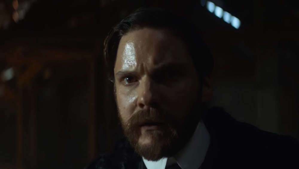 You'd better put aside some time to binge-watch The Alienist