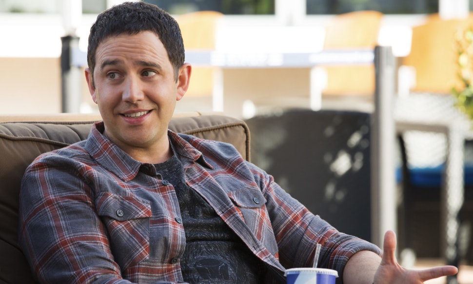 Why Crazy Ex-Girlfriend Is Recasting Greg for Season 4