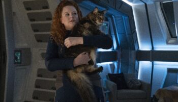 Scavengers Star Trek Discovery Tilly and Cat