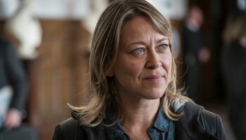 Nicola Walker in Annika Series 1