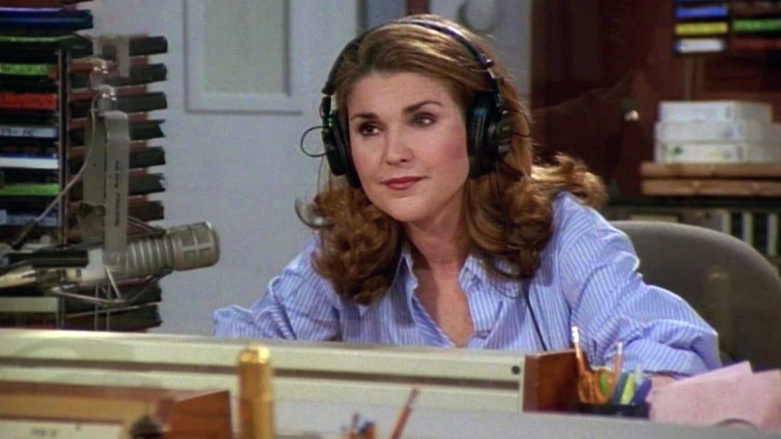 Frasier revival - Peri Gilpin returns as Roz