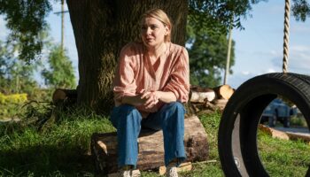 Sherwood series two - Christine Bottomley as Rachel Crossley