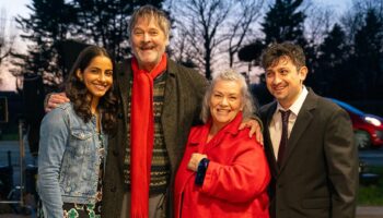 Can You Keep a Secret? - Mandip Gill, Mark Heap, Dawn French & Craig Roberts