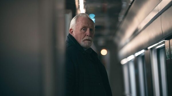 Nightsleeper: James Cosmo as Fraser Warren