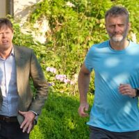 Beyond Paradise Series 3 - Kris Marshall & Hugh Dennis