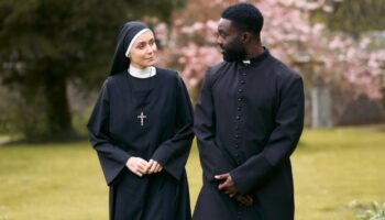 Falling - Keeley Hawes & Pappa Essiedu