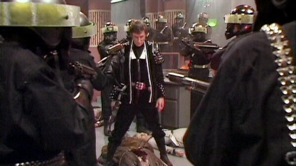 Avon (Paul Darrow) surrounded in 'Blake'