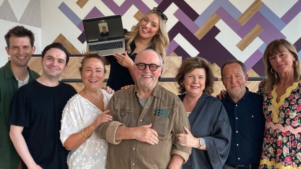 Two Doors Down Christmas Special 2025 cast