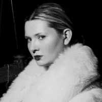 Abigail Breslin in 'Chapter 51'.