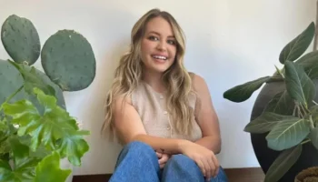 Anna Todd, author of House of Crowns