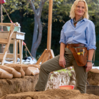 Amy Poehler as Elise in Dig