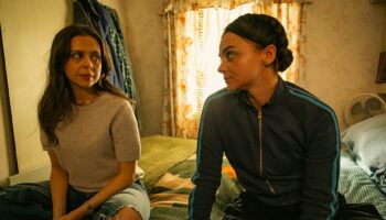 Hayley Squires (Shy) and Bel Powley (Lola) in Shy & Lola